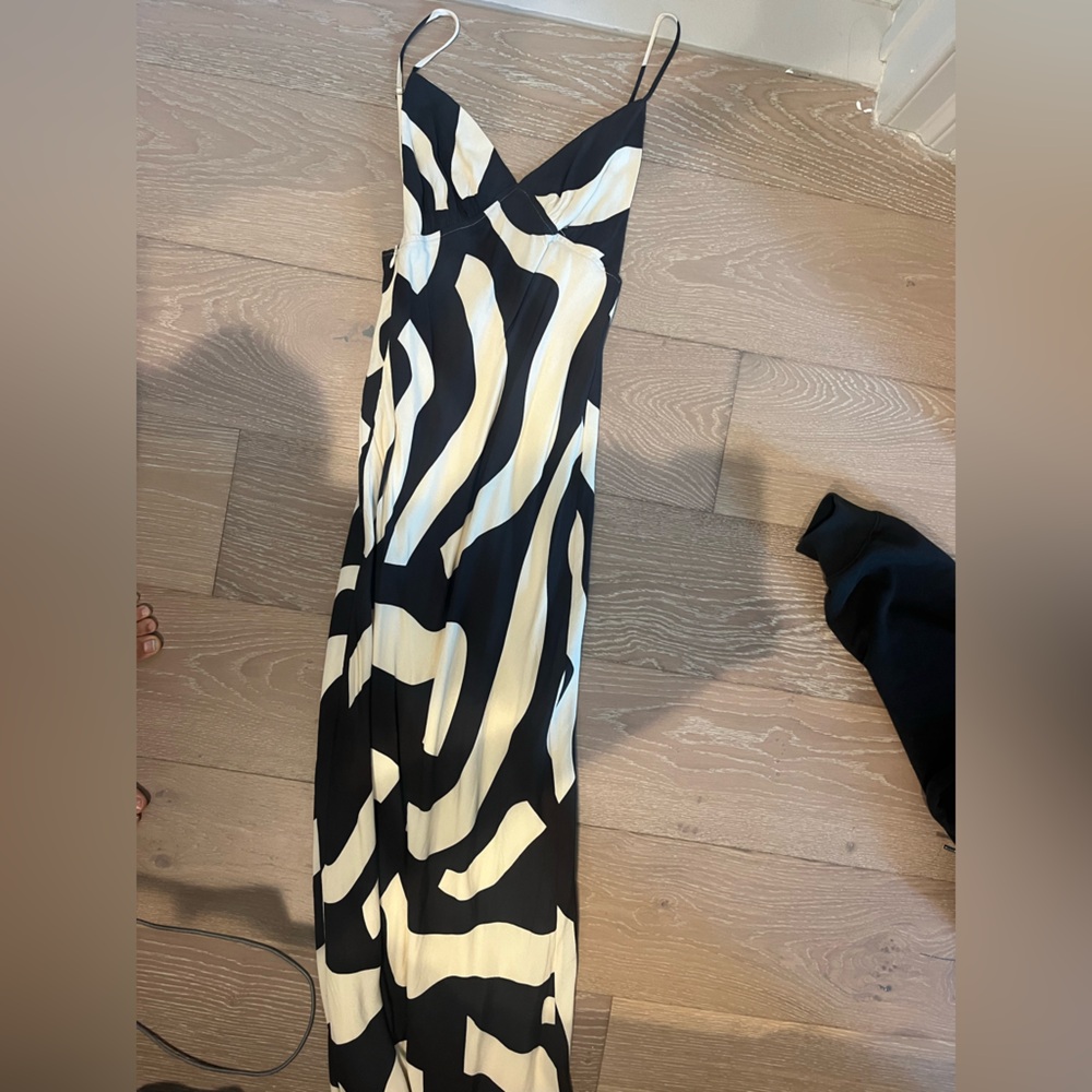 DISSH black and off-white/white linen maxi dress